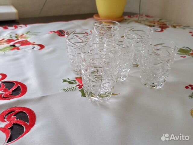 Хрустальные рюмки