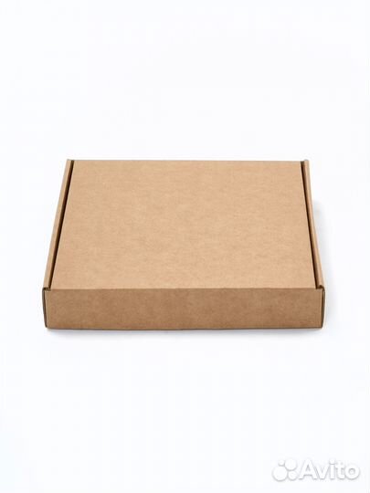 Картонная коробка 220х220х40 мм