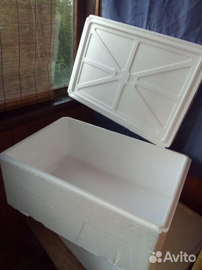 Термоконтейнер из пенопласта