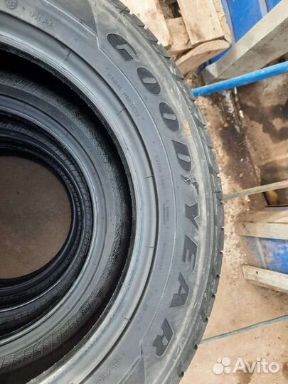 Goodyear Eagle Sport TZ SUV 225/60 R17