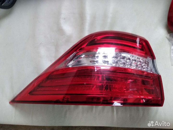 Фонарь задний левый наружный MB ML w166