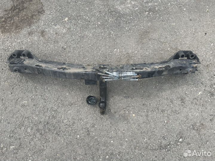 Vw Touareg GP фаркоп оригинальный крепкий