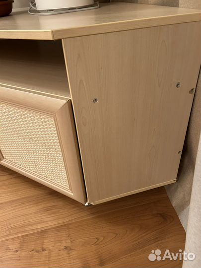 Тумба под телевизор