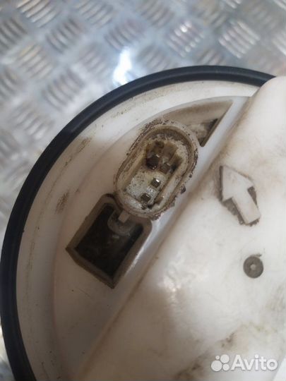 Топливный насос (бензонасос) Renault Logan 1 K7J