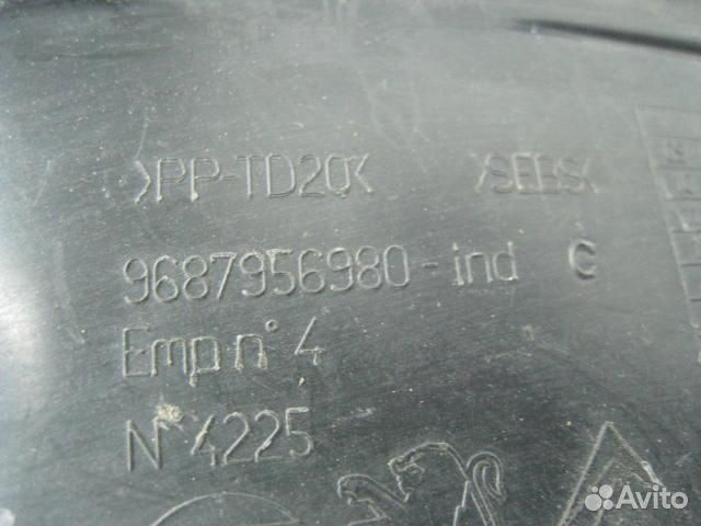 Уголок жабо левый Peugeot-Citroen DS4