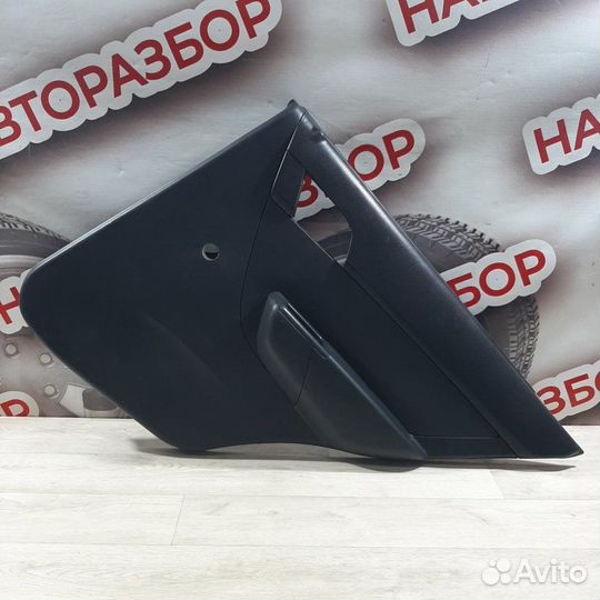 Обшивка боковой двери задняя правая Chevrolet Aveo