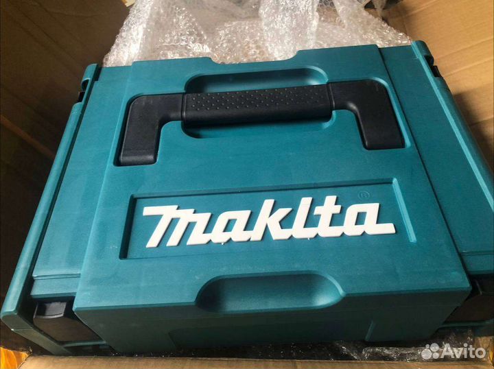 Гайковерт макита 800 нютонов