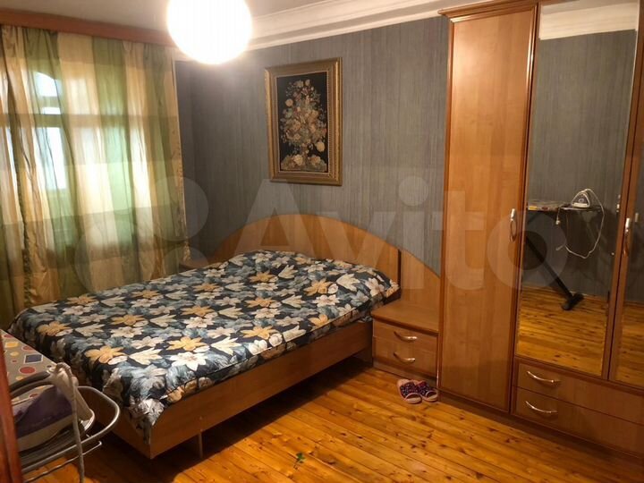 3-к. квартира, 70 м², 3/5 эт.