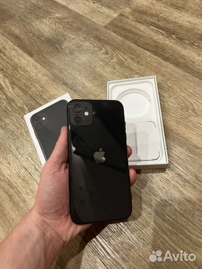 iPhone 11, 64 ГБ