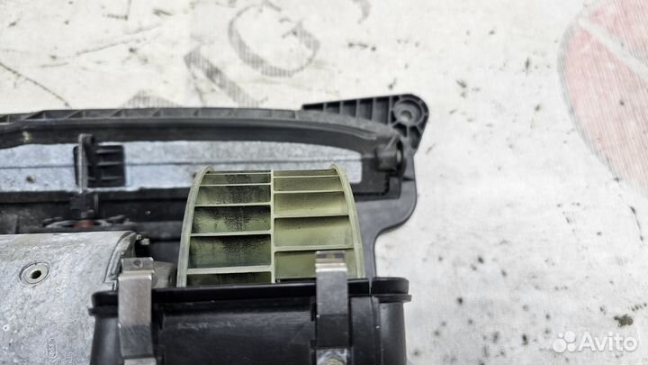 Moтoр печки нa Мerсеdеs-Вenz R129 SL