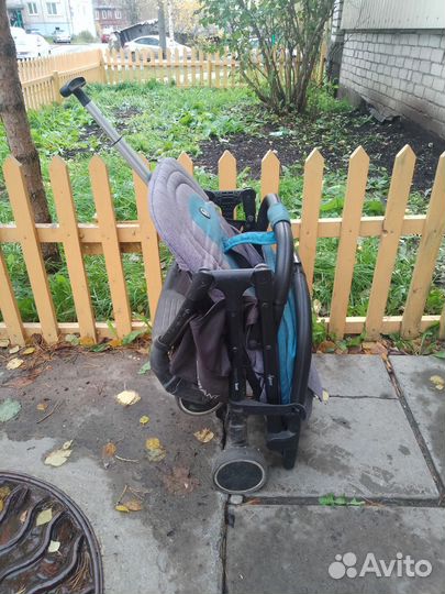 Прогулочная коляска