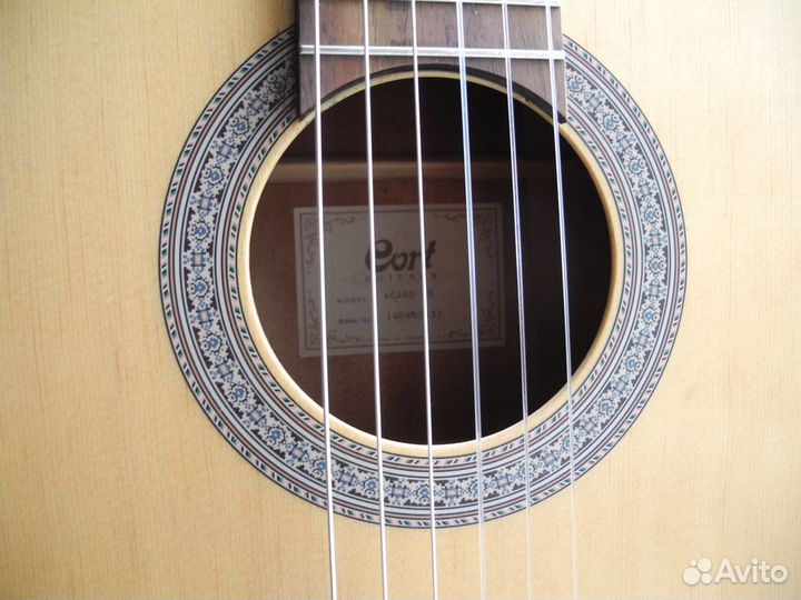 Классическая гитара Cort