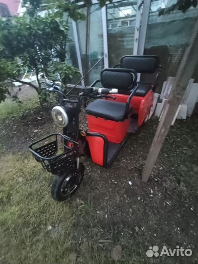 Трайк, семейка, рикша, байк, электроскутер