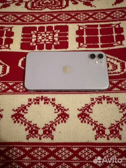 iPhone 11, 64 ГБ