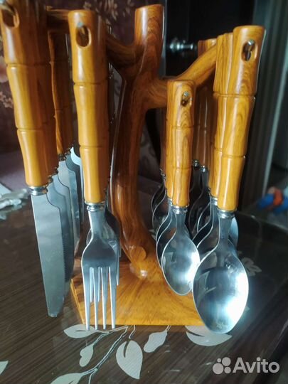 Набор столовых приборов новый