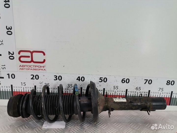 Стойка для Volkswagen Golf 4