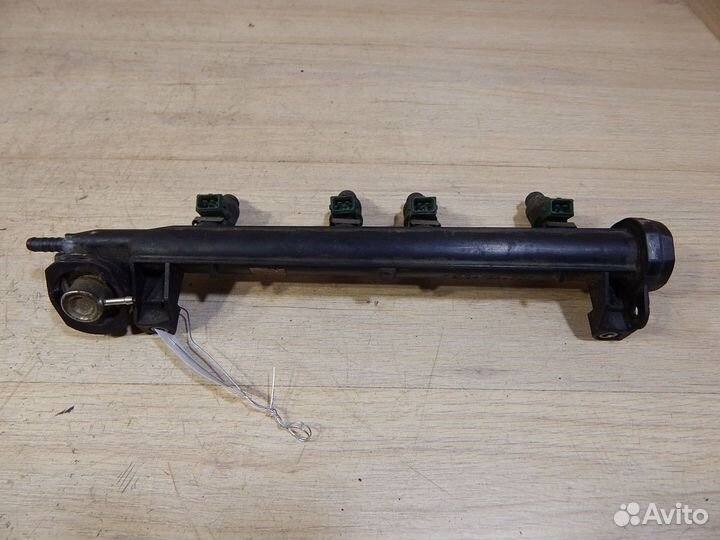 Форсунки топливные Vw Golf 4 1,6 AKL