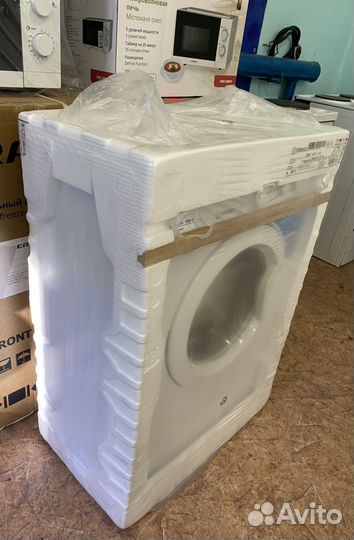 Новые стиральные машина Indesit