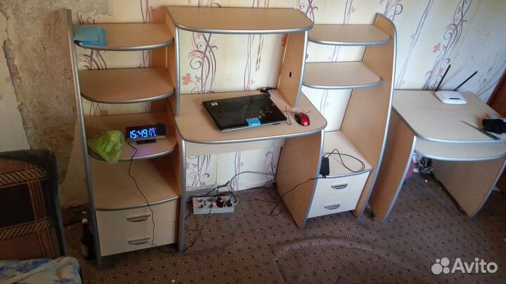 Компьютерный стол