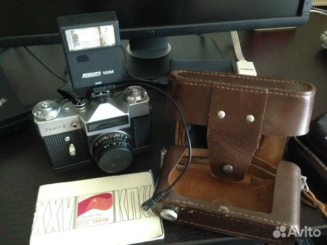 Фотоаппарат zenit-E с вспышкой