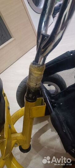 Детский трехколесный велосипед бу