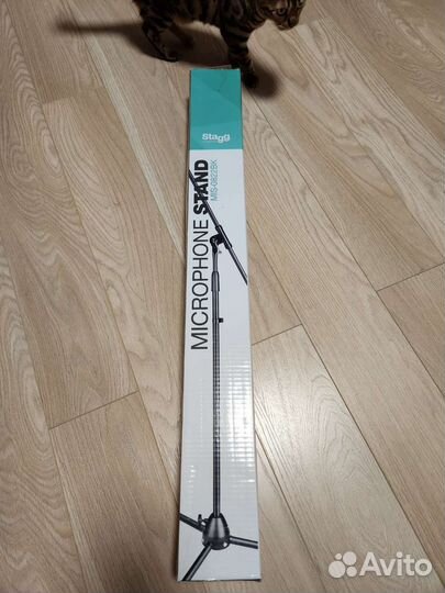Микрофонная стойка журавль stagg