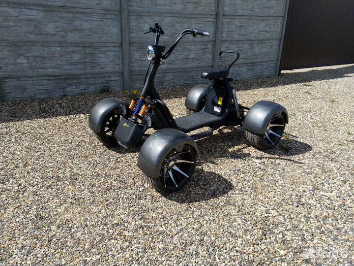 Электросамокат четырехколесный для взрослых