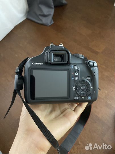 Фотоаппарат зеркальный Canon 1100D