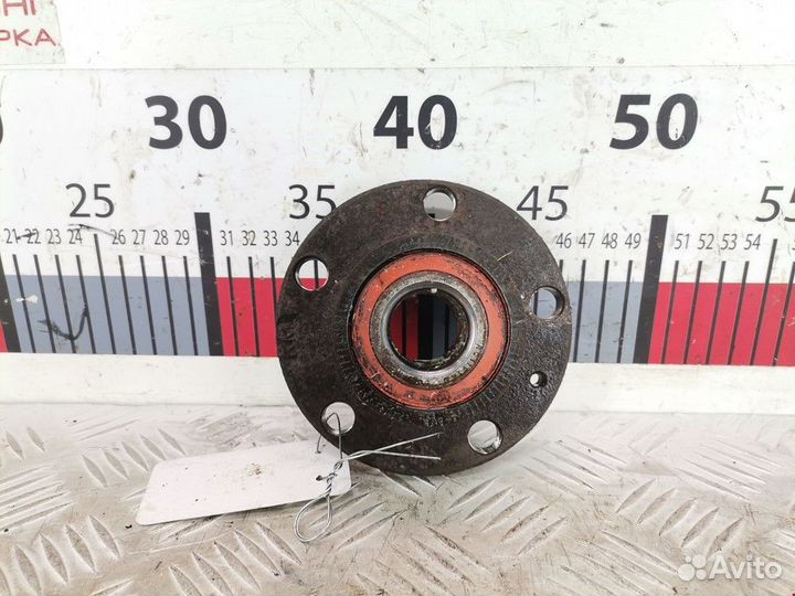 Ступица задняя левая Skoda Fabia (6Y) 2004