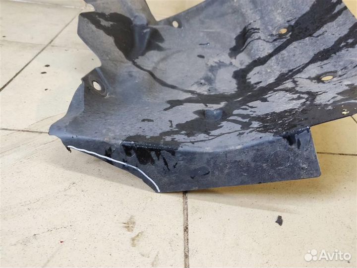 Подкрылок передний левый Renault Megane 2 (LM0C)