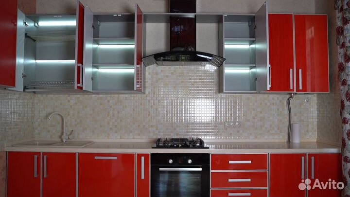 Система умной подсветки кухни и мебели в нескольки