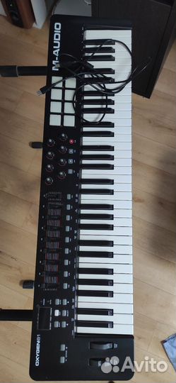 M-audio oxygen 61 MKV midi-клавиатура