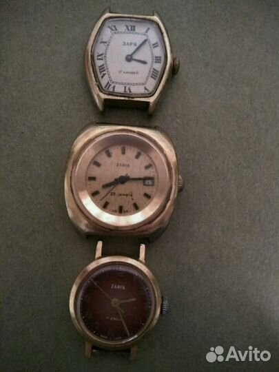 Часы СССР заря три вида