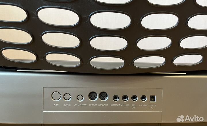 Синтезатор akai EKB-6160