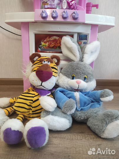 Мягкая игрушка с карманом для конфет