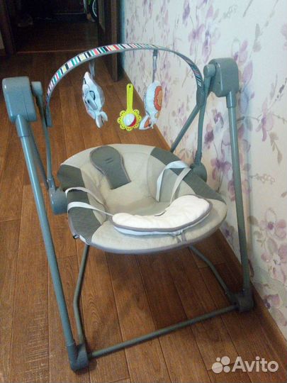 Детские электронные качели lionelo