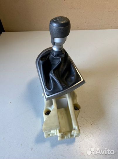 Селектор МКПП Hyundai Solaris