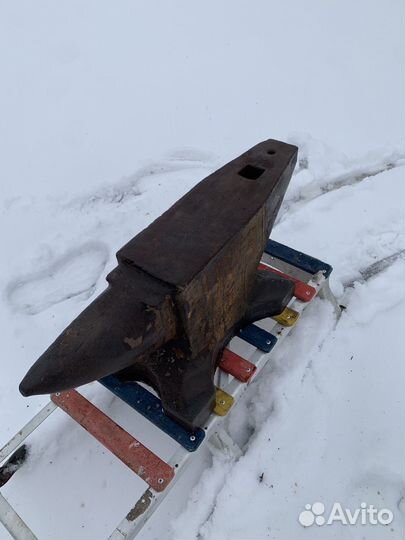 Наковальня СССР