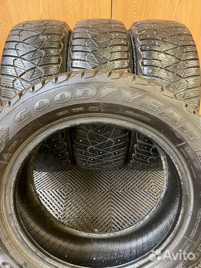 Goodyear Ultragrip 600 205/60 R16