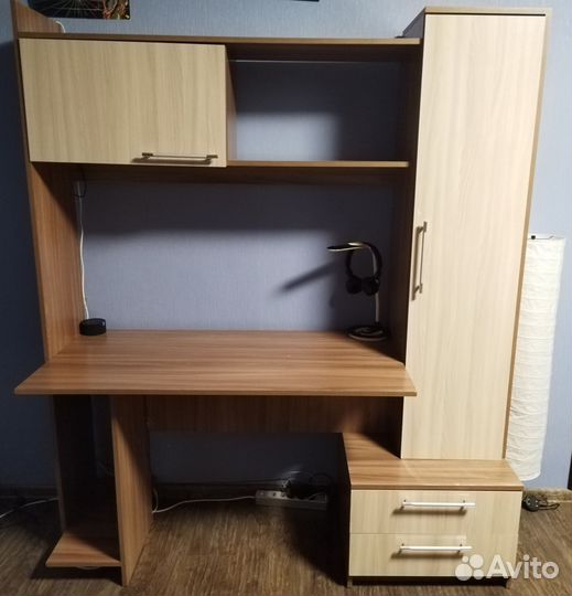 Компьютерный стол