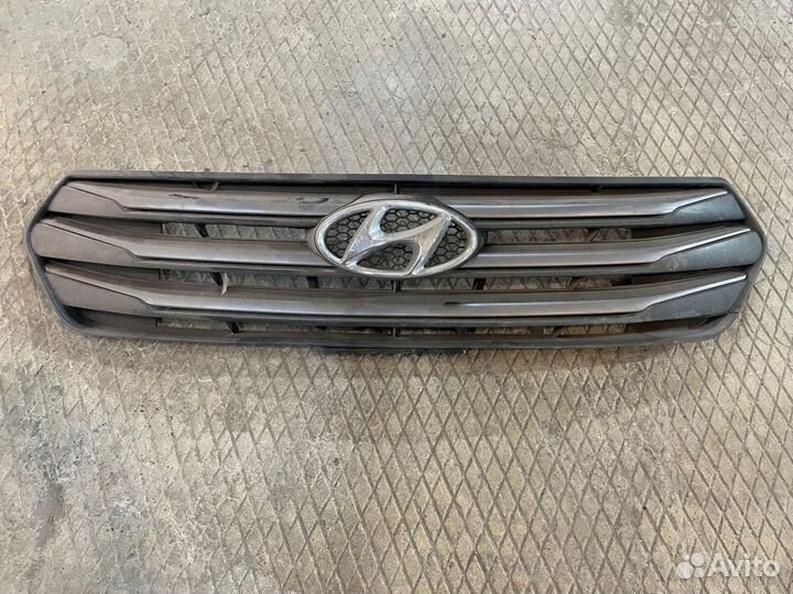 Решетка радиатора Hyundai Creta oem 86351m0000