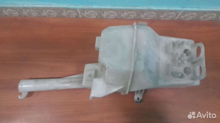 Hyundai ix35 бачок омывателя