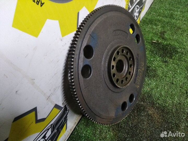 Маховик Mercedes-Benz 280 седан 1980