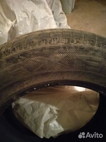 Nexen Roadian 571 235/65 R17 104T