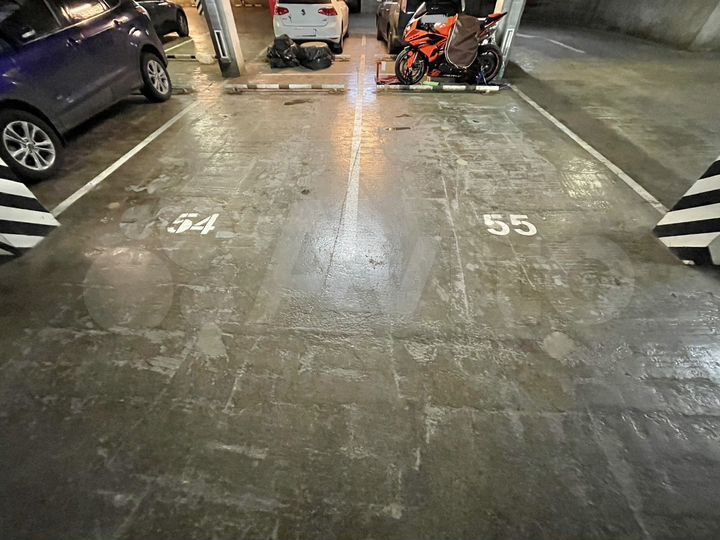 Машиноместо, 16 м²