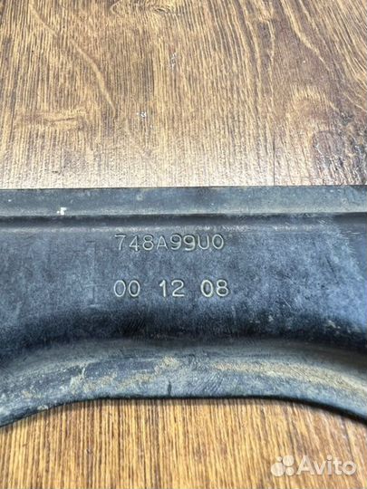 Кронштейн кузова Nissan Note хэтчбек 1.4 2007