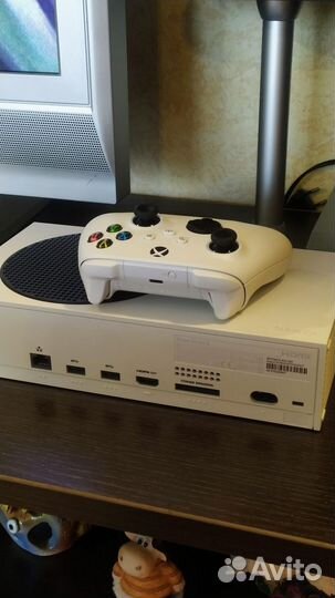 Xbox Series S (ростест, досанкционный)