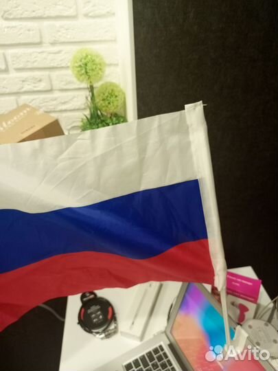 Флаг россии с держателем