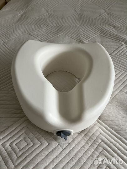 Сидушка на унитаз после операции