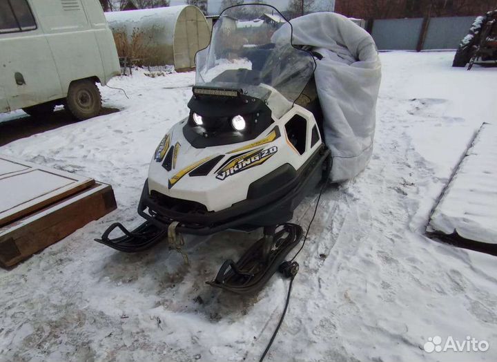 Снегоход Стелс Викинг 800 л.с., 2.0